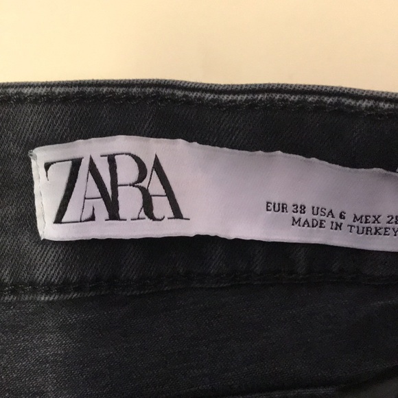 Zara Straight Leg Jeans size 6 - Picture 2 of 2
